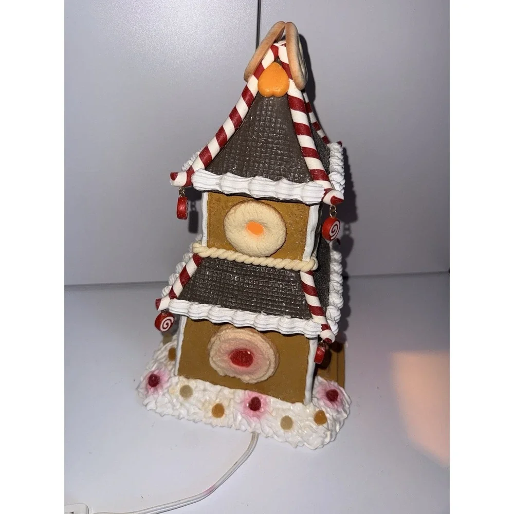 VTG Dept 56 North Pole Series Gingerbread House Lights Up RARE! Pretzel Gumdrops